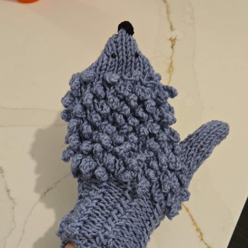 Blue Hedgehog Knit Mittens - Picture 2 of 4